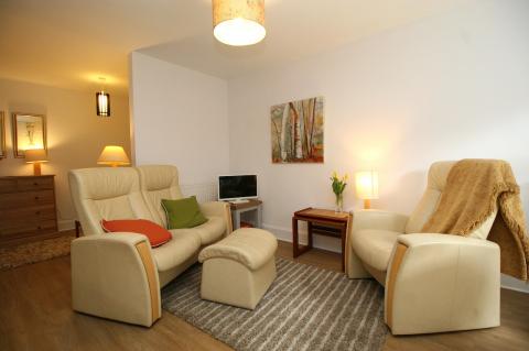One bedroom property to let, Howard Place, Canonmills