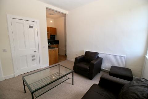 Two bedroom property to let, Dundonald Street, New Town