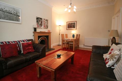 Three bedroom property to let, East Claremont Street, New Town