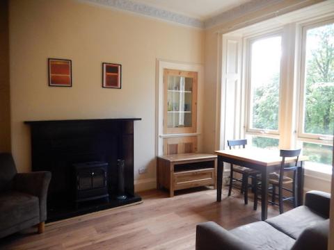 One bedroom property to let, Gosford Place, Trinity